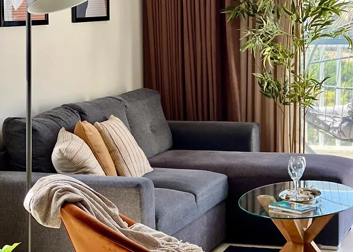 Valley Penthouse With Sea View In Balluta 아파트