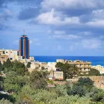 아파트 Valley Penthouse With Sea View In Balluta Saint Julian's