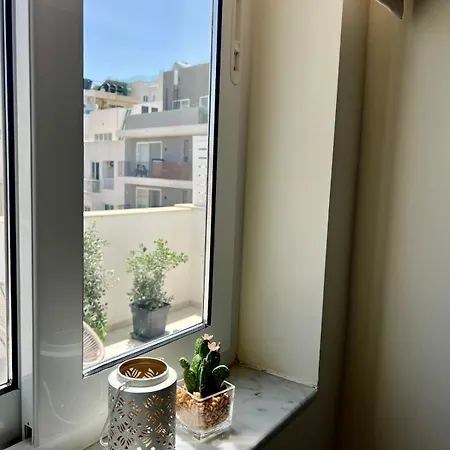 Timeless Valley Penthouse In Balluta Bay アパート *